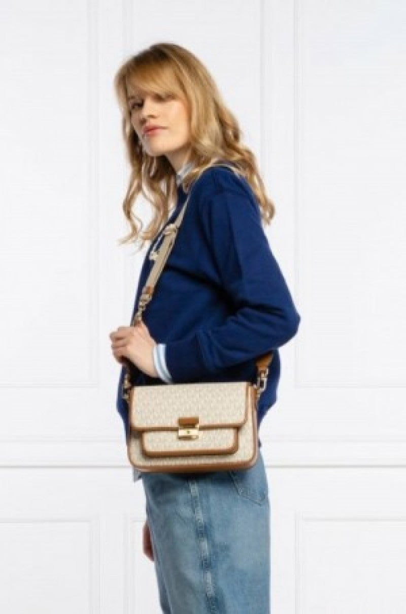 Miichael korrs bradshaw crossbody bag with box