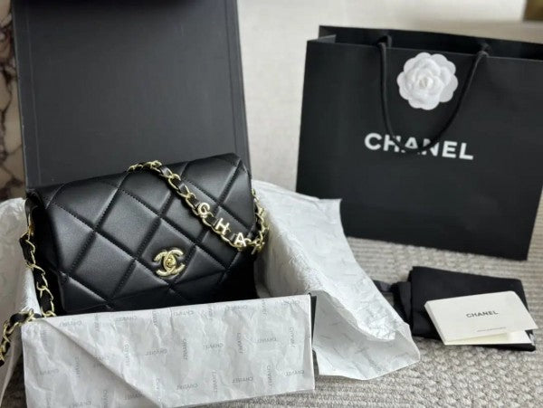 Channel quilted cc crush mini flap black purse with box