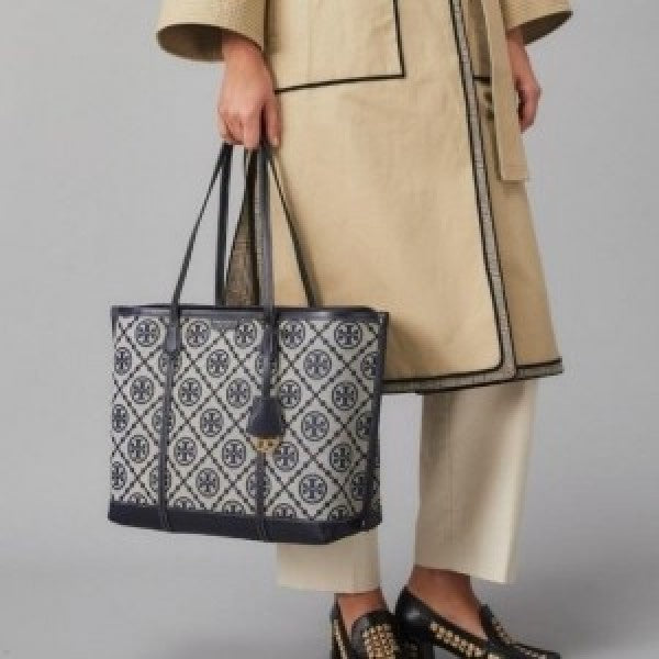 Tory_ tote bag premium quality with dust cover