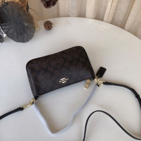Coaach messico signature sling bag premium quality with box
