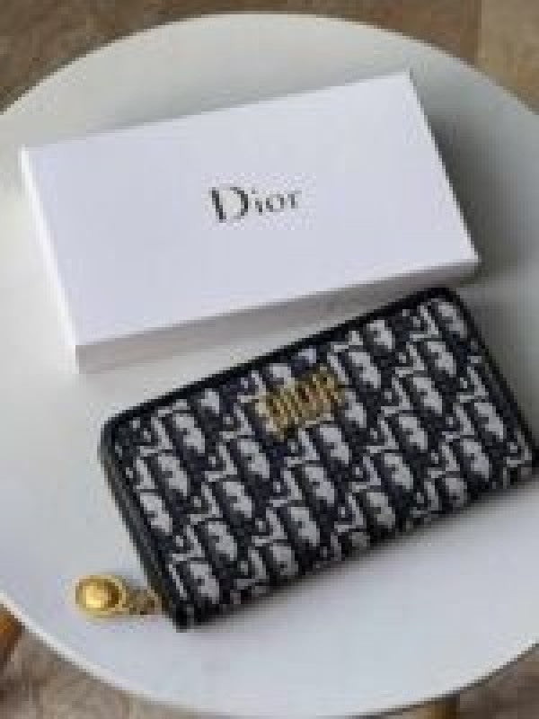 Diior long wallet colour premium quality with box