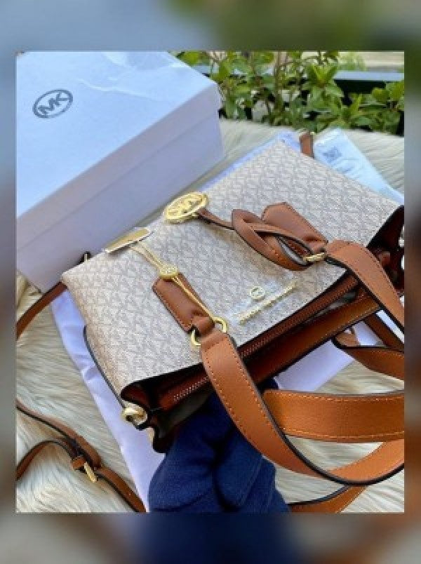 MiichaelKors speedy bag premium quality with box