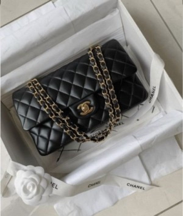 Channel Paris jumbo sling bag premium quality with box