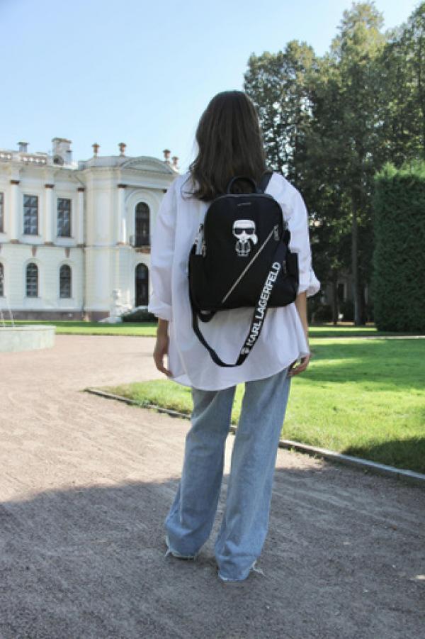Karl largerfeld backpack premium quality with dust cover