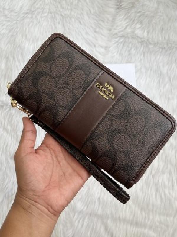 Coaach Wallet With Original Box