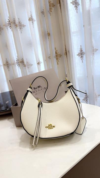 Coach kleo hobo bag in signature canvas bag with box