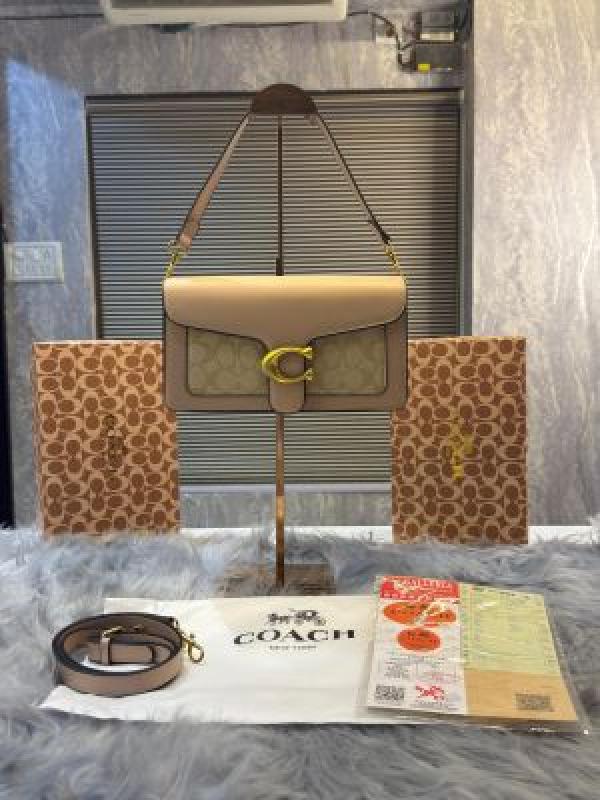 Coacch Tabby Premium With Original Box 2 Belt