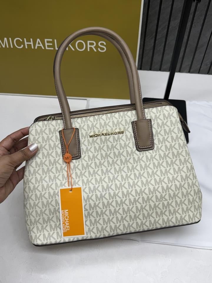 Michaell Kors Medium Satchel Bag With Og DustCover & CarryBag