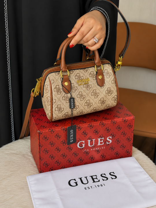 GUES Speedy Womens Ginevra Shoulder Bag withbox