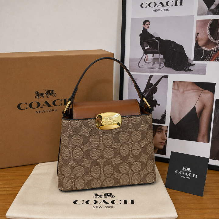 Coachh mollie signature bucket bag with premium quality og box