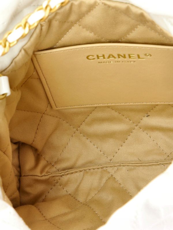 Chanell pre owned Chain Hobo Quilted Calfskin Mini crossbody bag with premium quality box