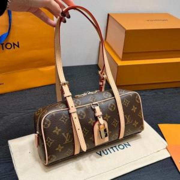 LOUIIS VUITTON MONOGRAM HANDBAG WITH PREMIUM QUALITY BOX