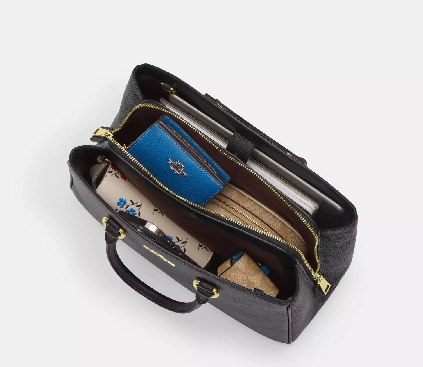 Coacch Savannah Carryall Stachel Bag With Box Dustbag Slingbelt