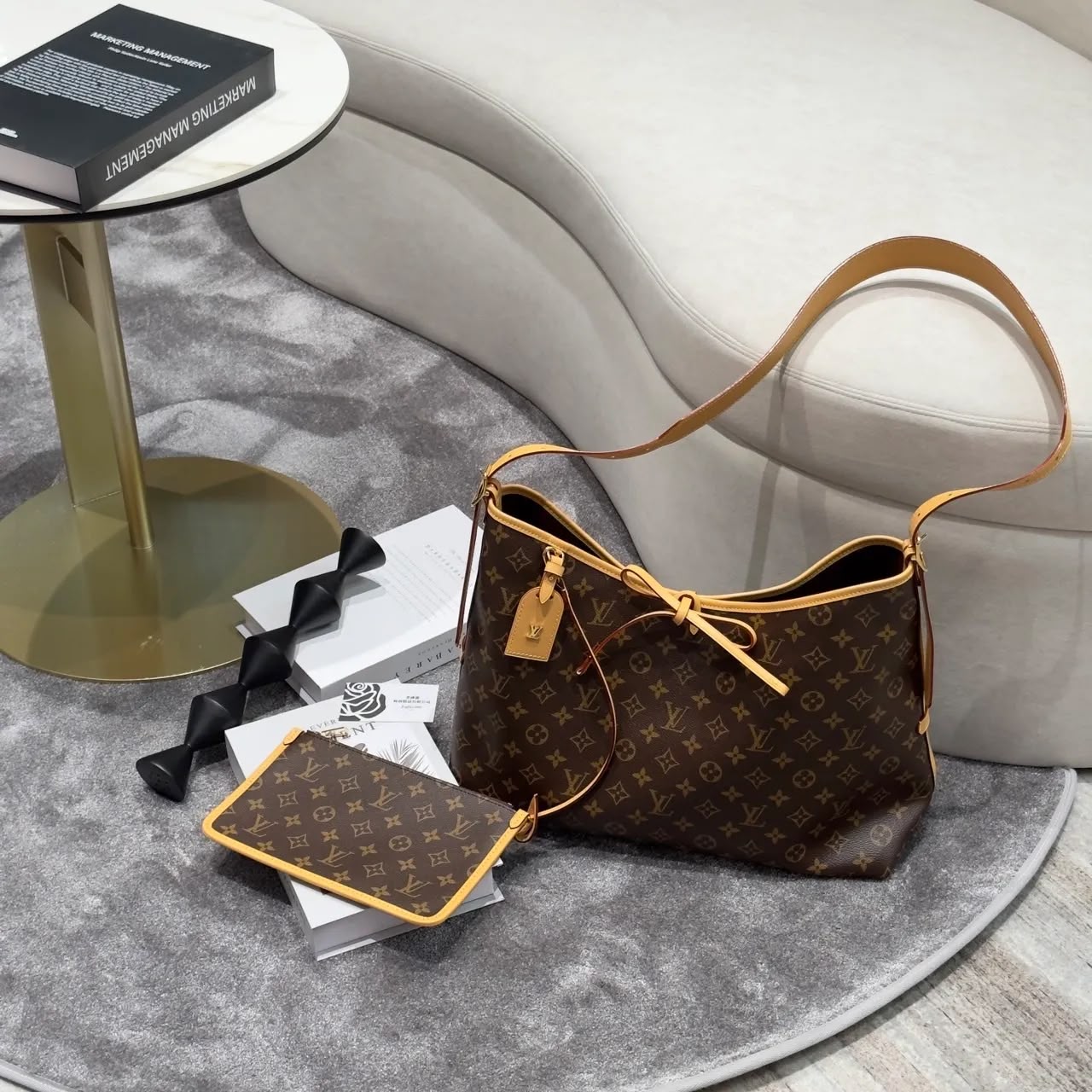 Louiis vuttion carryall handbag with box