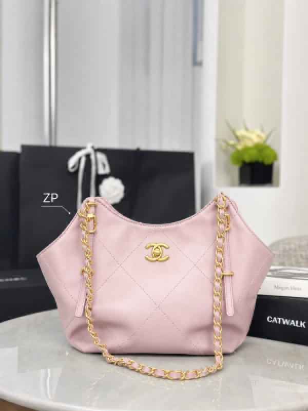 Chanell handbag with premium quality dust bag