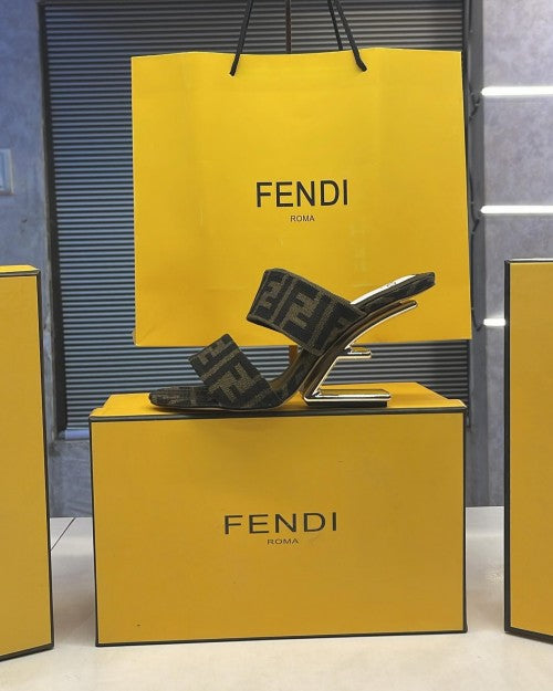 fendi women high hills sandal with brand box