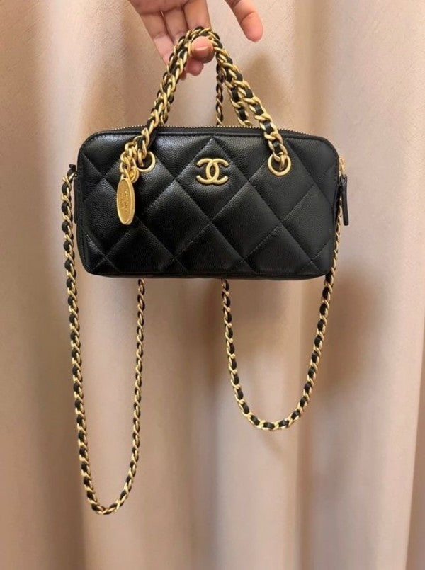 Chanell Retro Shopping Zipped Phone Holder bag with box and premium quality