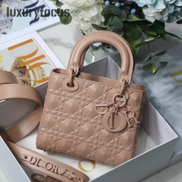 Dior lady my d lite e luxurious quality with og box &amp; dust bag