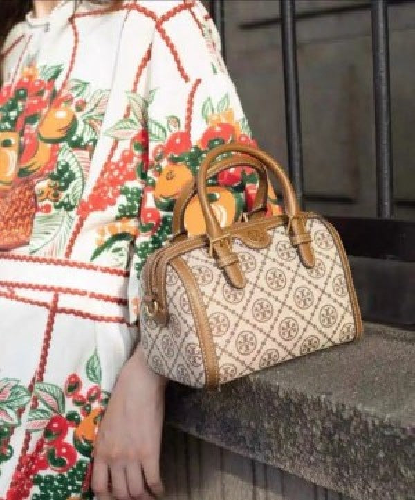 Tory Burch T monogram speedy with box