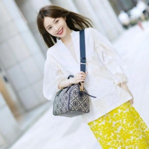 Tory Burch T monogram speedy with box