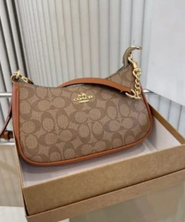 Coach teri shoulder bag in signature canvas bag with box