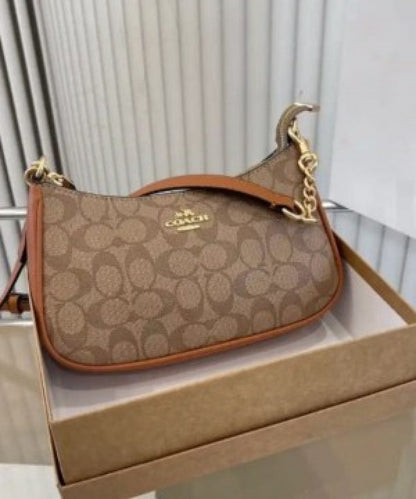 Coach teri shoulder bag in signature canvas bag with box