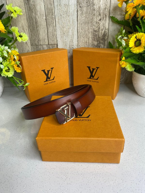 LOUIS VUITTON LADIES BELT WID OG BOX CARD