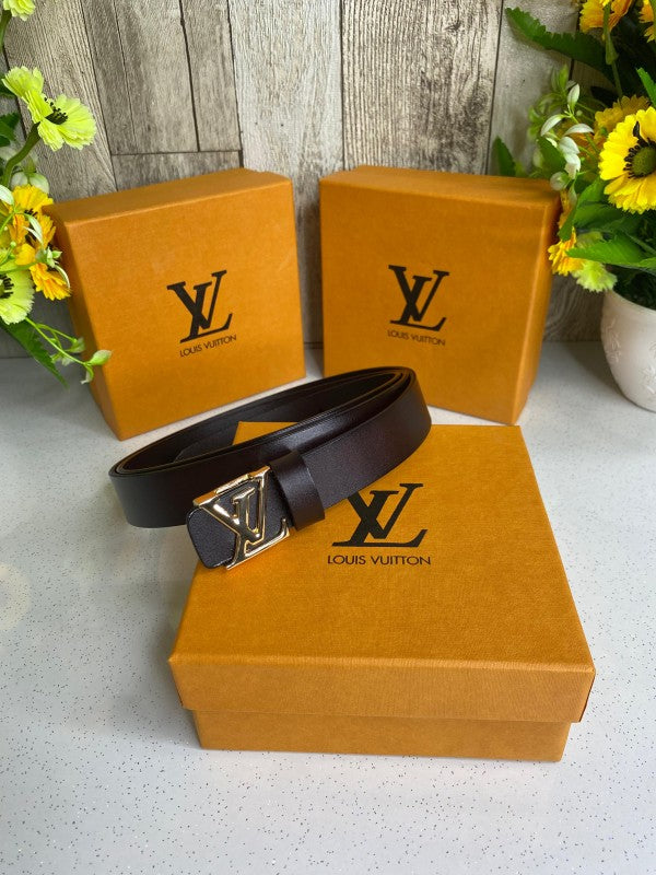 LOUIS VUITTON LADIES BELT WID OG BOX CARD