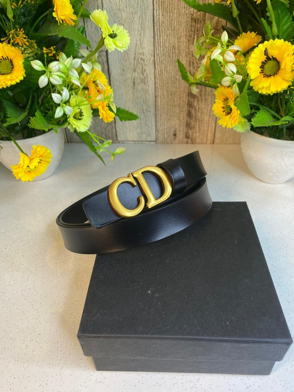 CD DIOR LADIES BELT WID OG BOX CARD