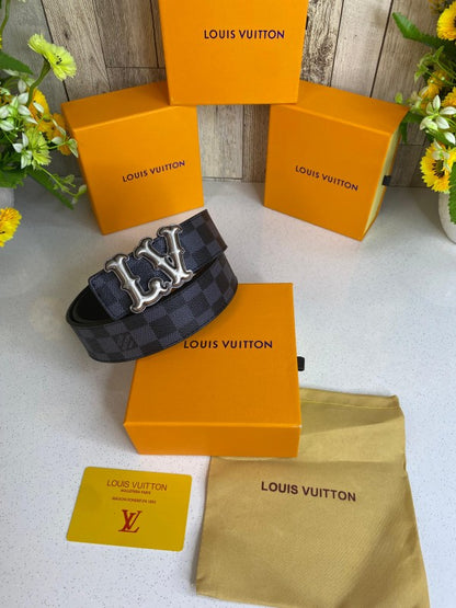 LOUIS VUITTON PREMIUM BELT WID OG BOX DUST BAG CARD ALL ACCESSORIES