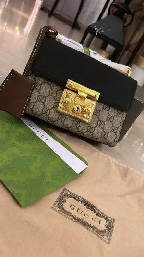 Gucci padlock shoulder bag with og box