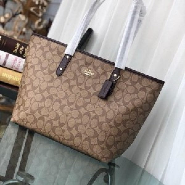 coach Hutton tote bag withbox