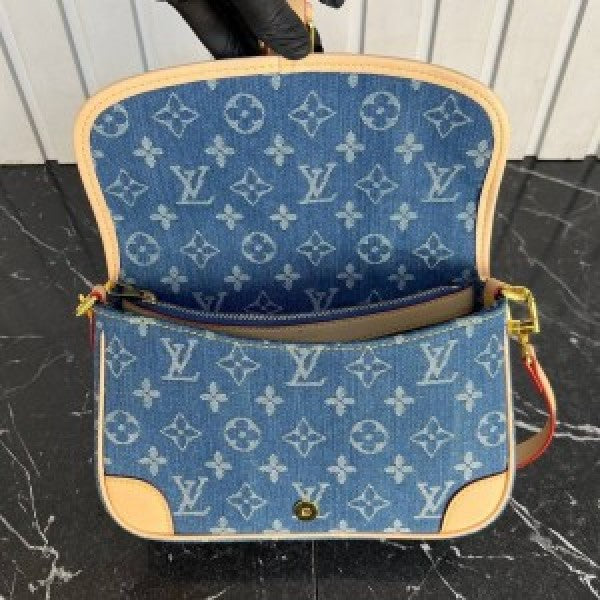 Louis Vuitton Diane Bag LV Monogram bag with box