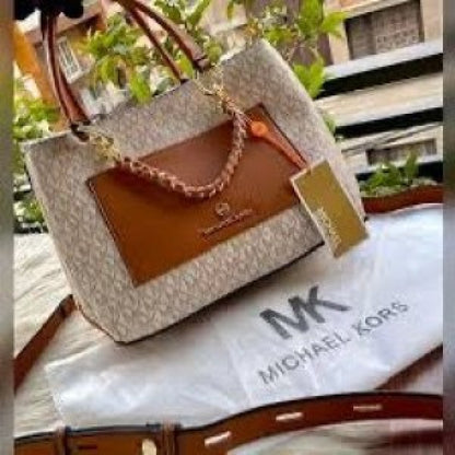 MICHAEL KORS PRORSUM HANDBAG WITH DUST BAG PREMIUM QUALITY