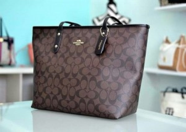 Coach city tote bag with og box