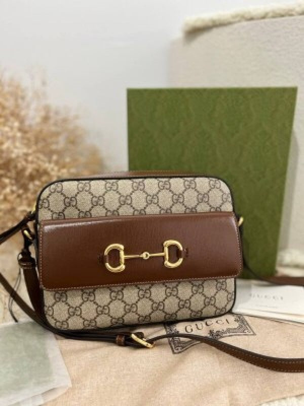 Gucci Mini Bag with Interlocking Elegance Meets Petite Glamour dubble Box