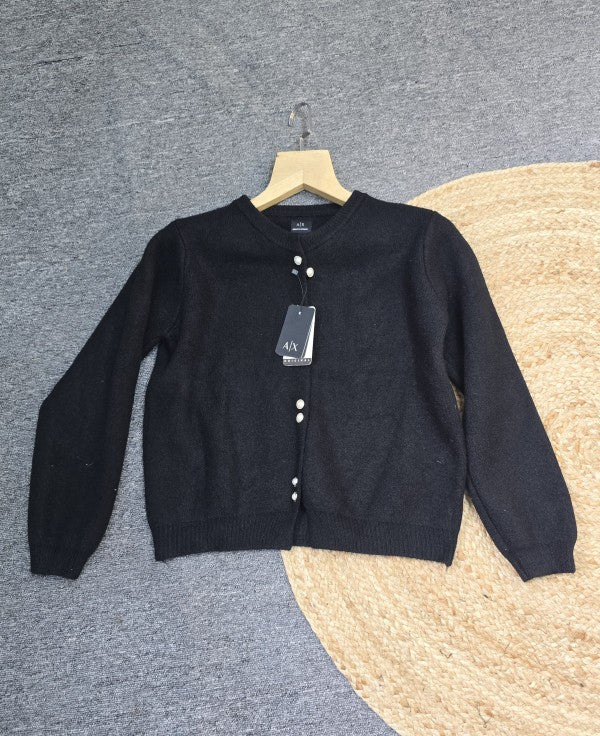 AX PEARL BUTTON SWEATER