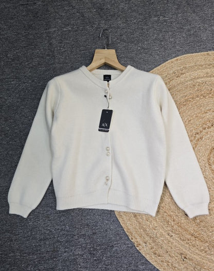 AX PEARL BUTTON SWEATER