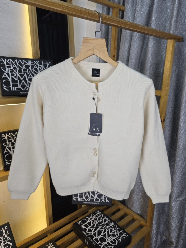 AX PEARL BUTTON SWEATER