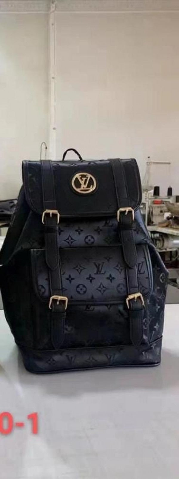 Louis vuitton Hudson Backpack In Blocked Signature Canvas