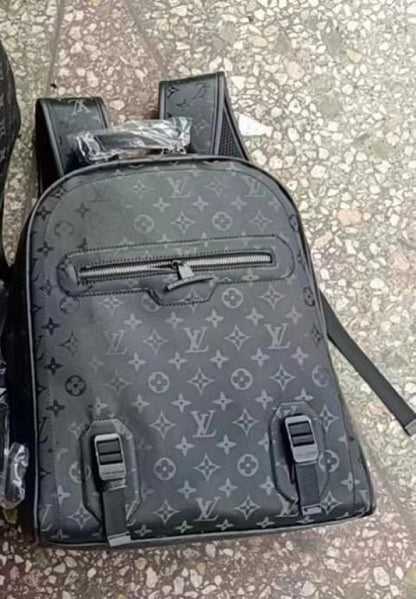 Louis vuitton Hudson Backpack In Blocked Signature Canvas