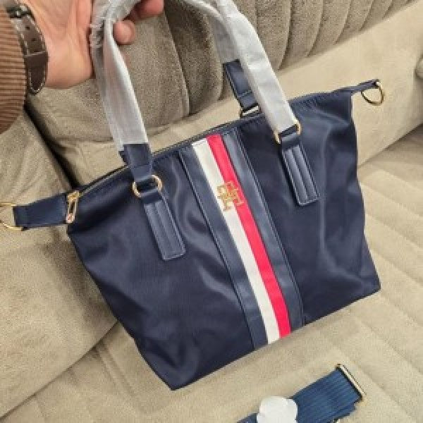 TommyHilfiger POPPY REFORM SMALL TOTE with dust cover