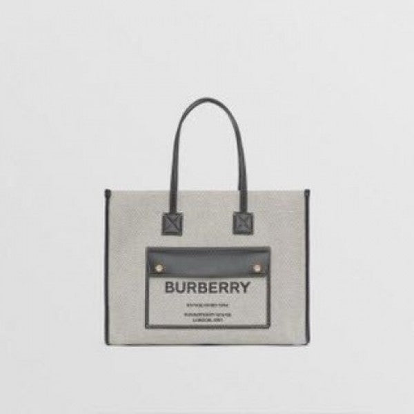 burberry canvas horseferry shoulder bag with dust bag without box