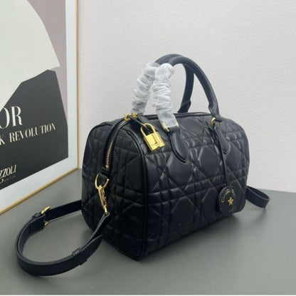 Christian Dior Groove Bag in Black Macrocannage Calfskin