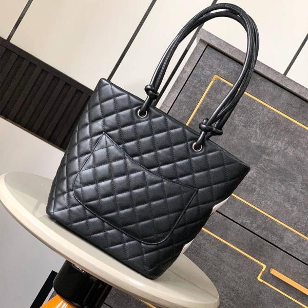 Chanel hand bag premium quality with Dust bag