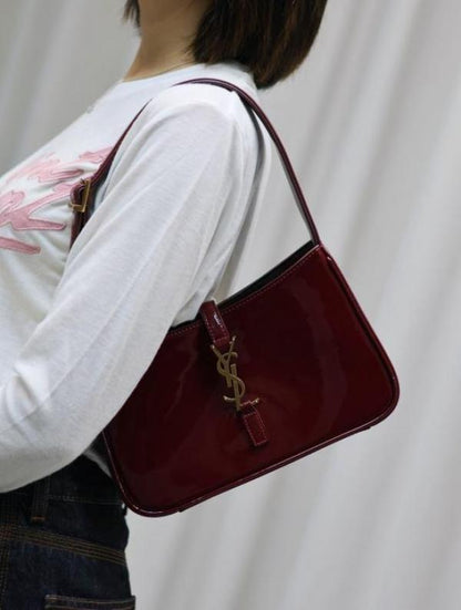 Saiint Laurent patent hobo bag glossy with og box