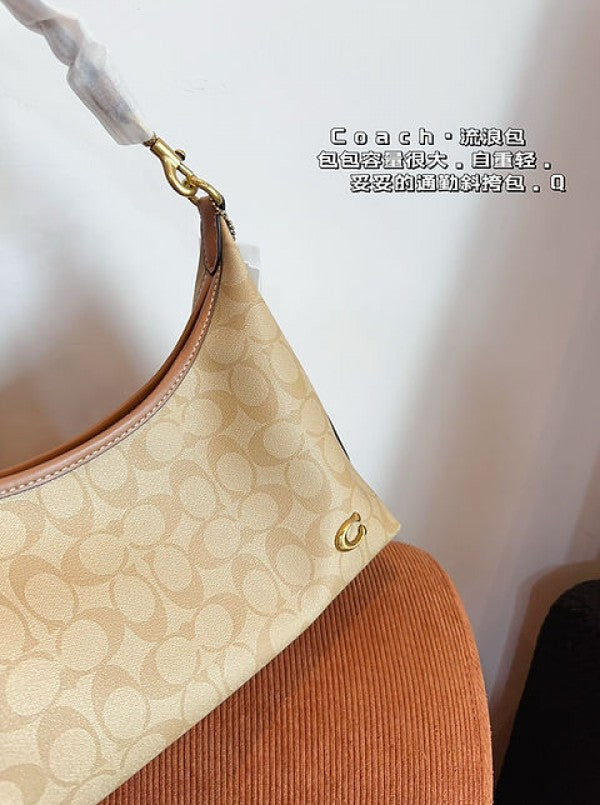 Coacch city tote bag with og box