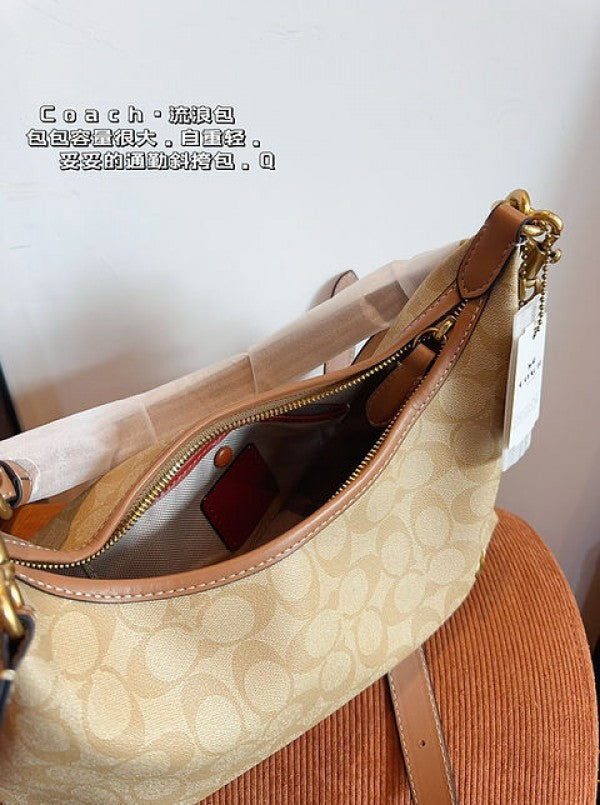 Coacch city tote bag with og box