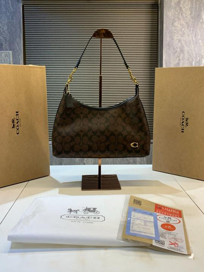 Coacch city tote bag with og box