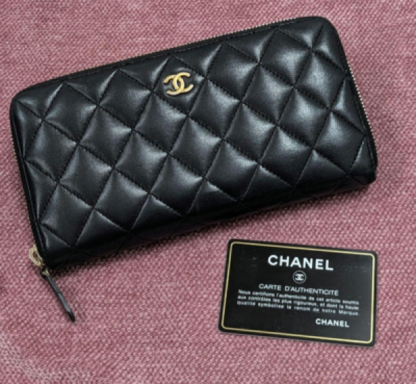 Chanel long with box premium quality